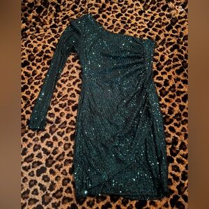 Sparkling Sequin Long Sleeve Dress